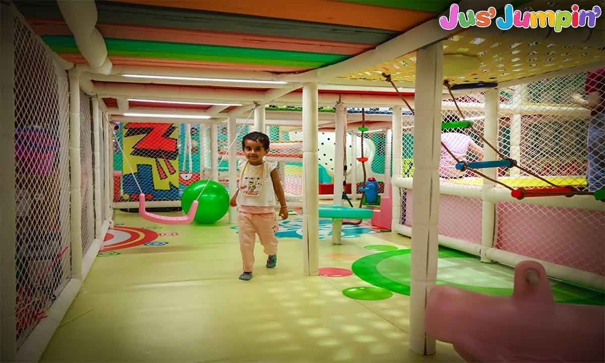 Axis-Mall-Kids-Play-Area-7