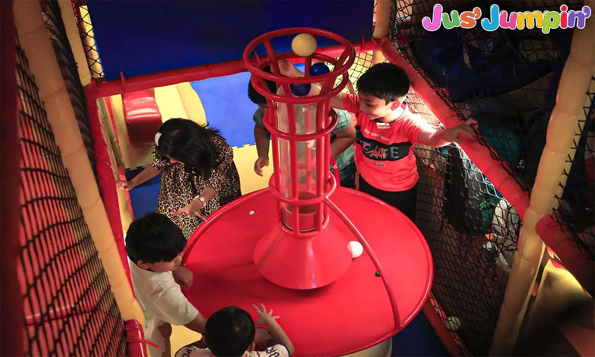 Avani-mall-kids-play-area